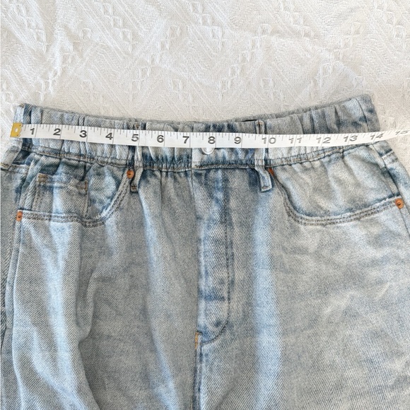 REVOLVE Blank NYC City Scape Printed Denim Look Shorts - Picture 6 of 8